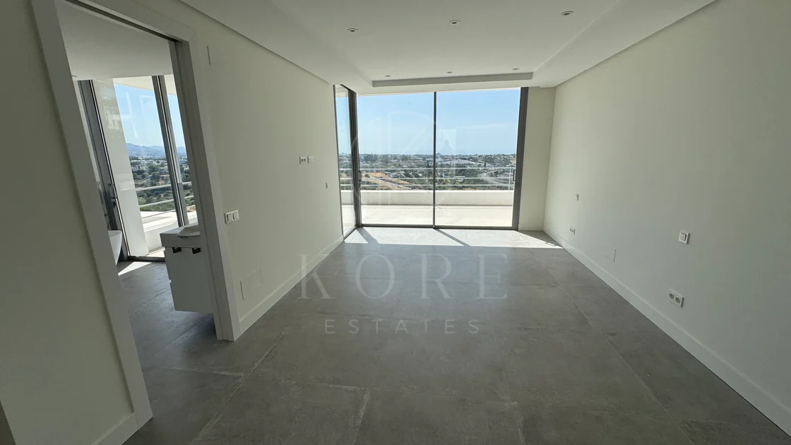 Villa en venta en Los Arqueros, Benahavis