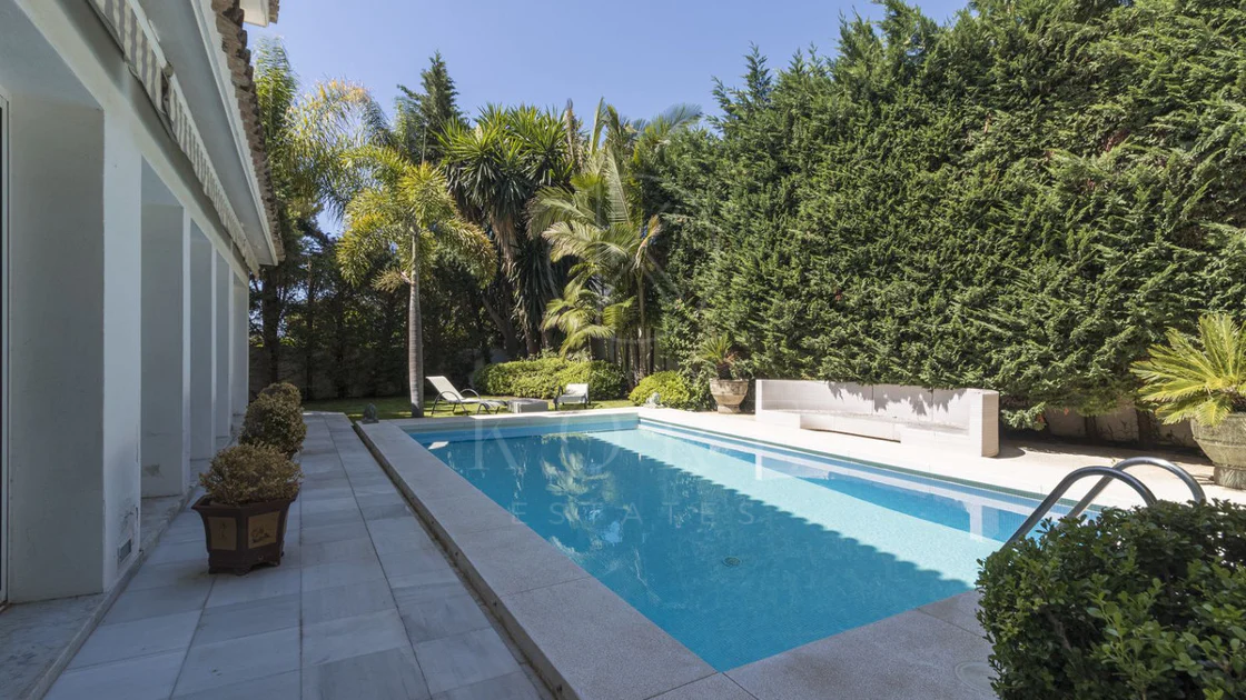 Villa for sale in Los Monteros, Marbella East