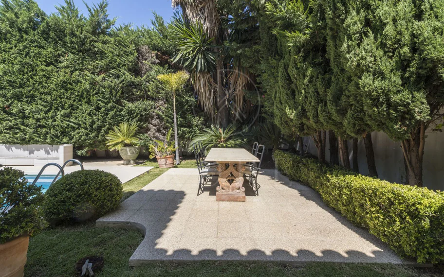 Villa en venta en Los Monteros, Marbella Este