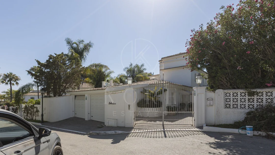 Villa for sale in Los Monteros, Marbella East