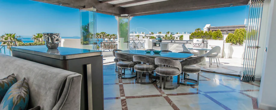  Estepona – Luxury Duplex Penthouse with Private Rooftop Solarium and open sea views