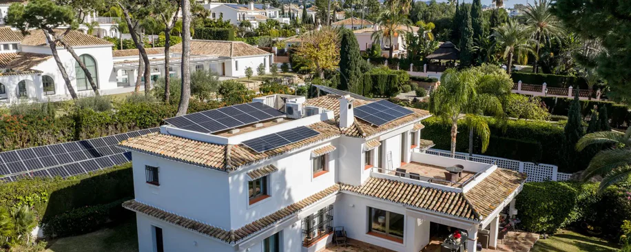 Villa for sale in Los Monteros Playa, Marbella East