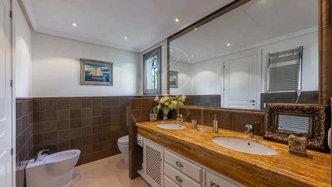 Villa for sale in Los Monteros Playa, Marbella East