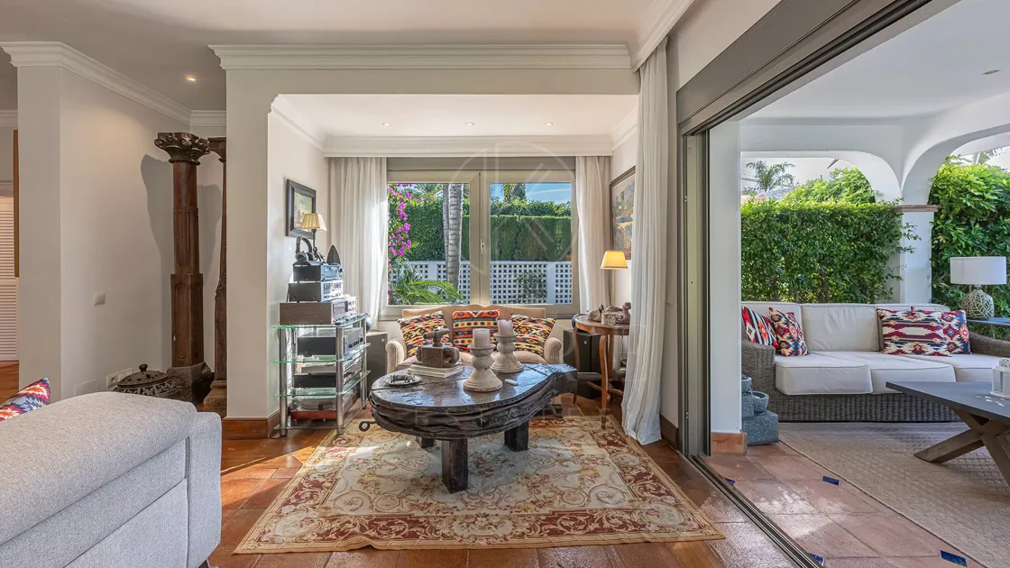 Villa for sale in Los Monteros Playa, Marbella East