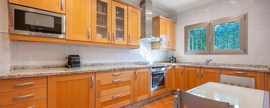 Villa for sale in Los Monteros Playa, Marbella East