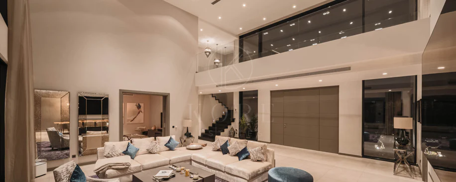 Elegant Contemporary Villa with Panoramic Sea Views in El Madroñal
