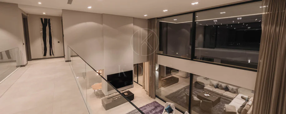 Elegant Contemporary Villa with Panoramic Sea Views in El Madroñal