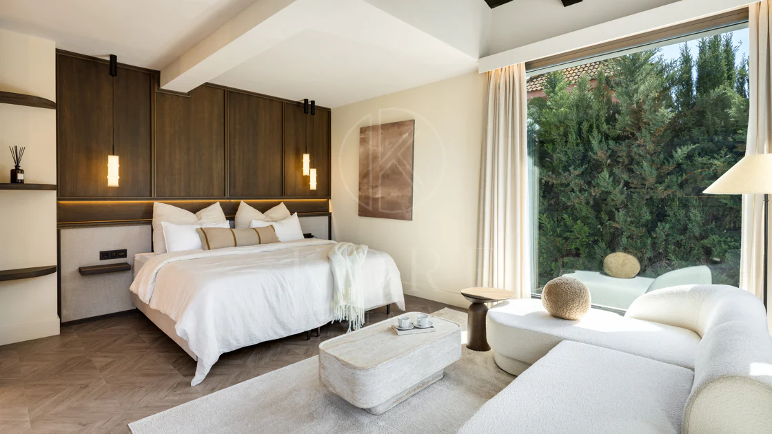 Villa Japandi Moderna con Piscina y Jardín Privado en Nueva Andalucía