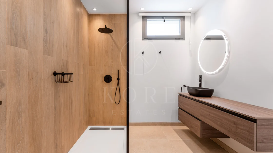Elegante villa contemporánea en la prestigiosa La Cerquilla, Nueva Andalucía
