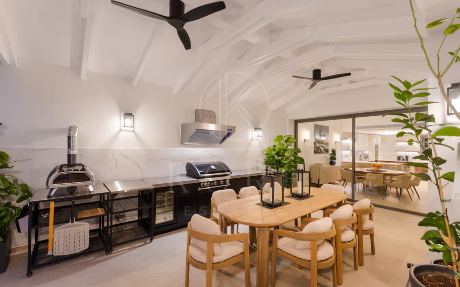 Elegante villa contemporánea en la prestigiosa La Cerquilla, Nueva Andalucía