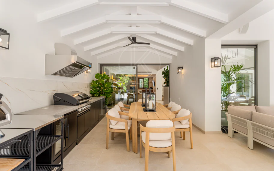 Elegante villa contemporánea en la prestigiosa La Cerquilla, Nueva Andalucía