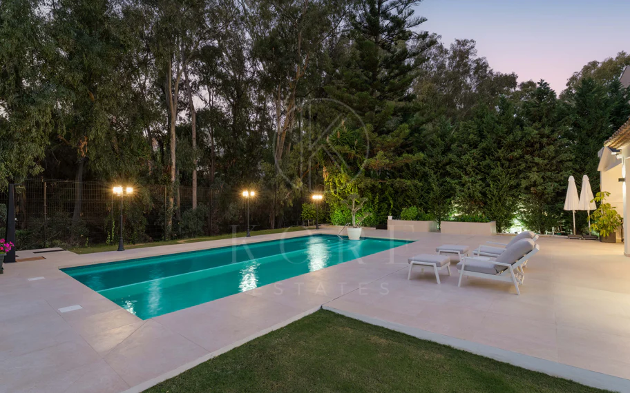 Elegante villa contemporánea en la prestigiosa La Cerquilla, Nueva Andalucía
