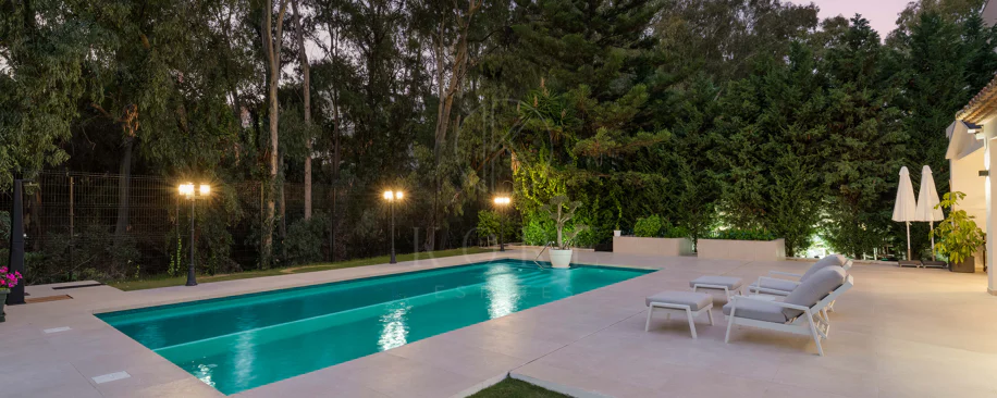 Elegante villa contemporánea en la prestigiosa La Cerquilla, Nueva Andalucía