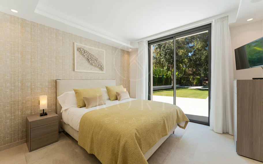 Elegante villa contemporánea en la prestigiosa La Cerquilla, Nueva Andalucía