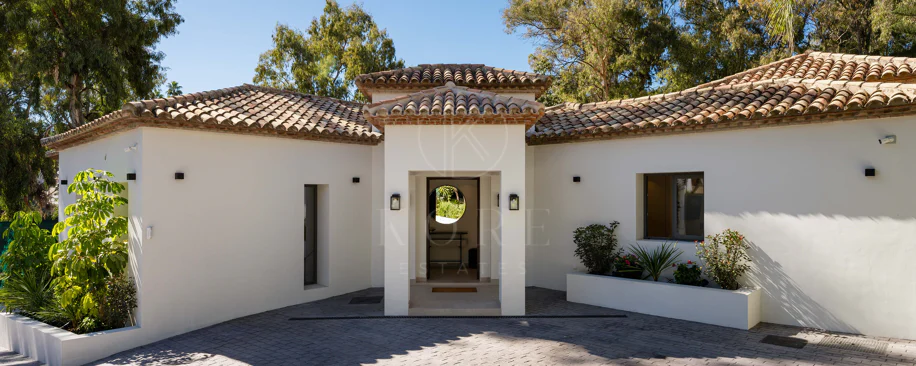 Elegante villa contemporánea en la prestigiosa La Cerquilla, Nueva Andalucía