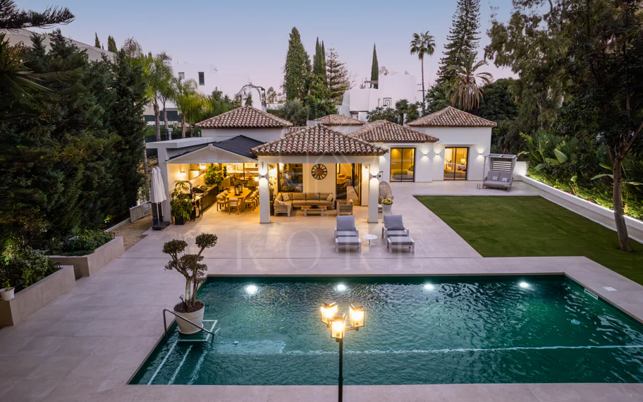 Elegante villa contemporánea en la prestigiosa La Cerquilla, Nueva Andalucía