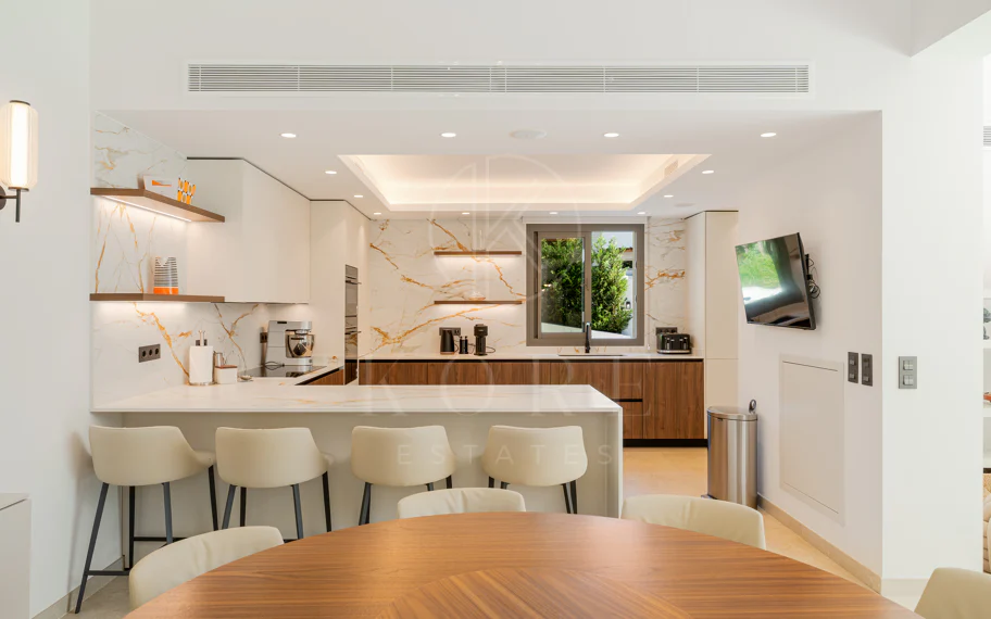 Elegante villa contemporánea en la prestigiosa La Cerquilla, Nueva Andalucía