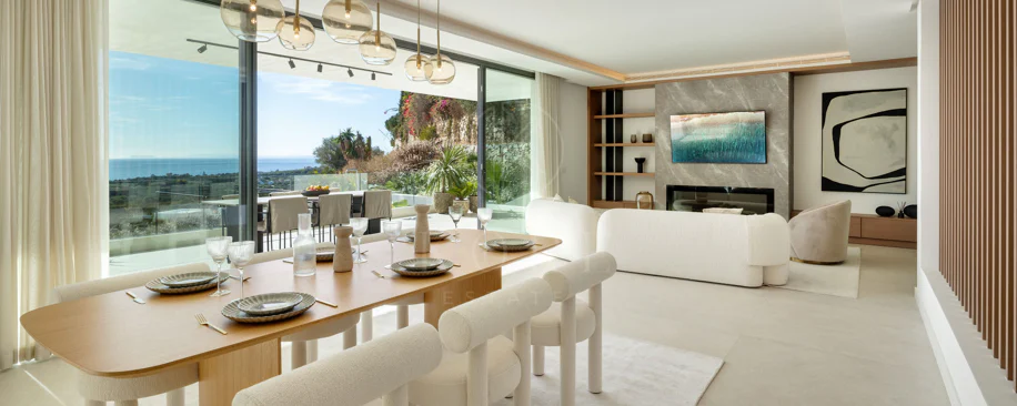 Turnkey Contemporary Villa with Sea Views in Marbella East