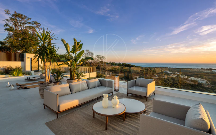 Villa contemporánea llave en mano con vistas al mar en Marbella Este