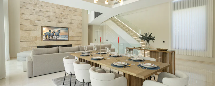 Impressive New-Build Villa with Rooftop Solarium in La Cerquilla