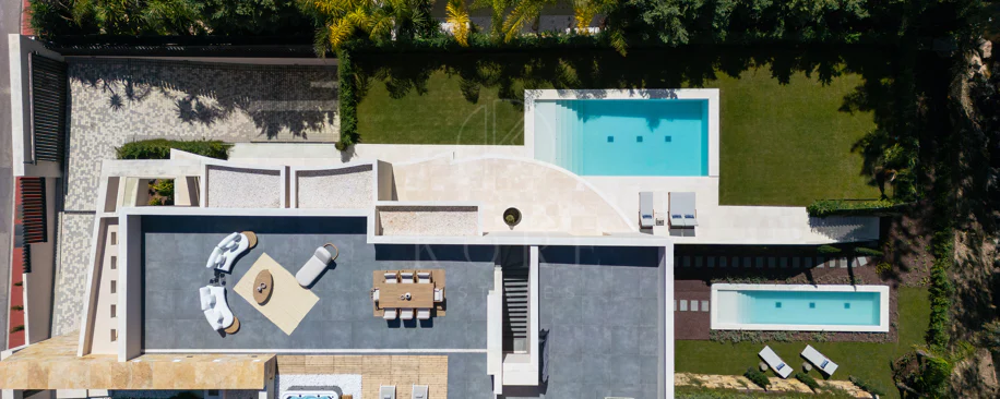 Impressive New-Build Villa with Rooftop Solarium in La Cerquilla