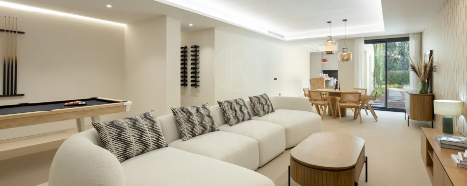 Impressive New-Build Villa with Rooftop Solarium in La Cerquilla