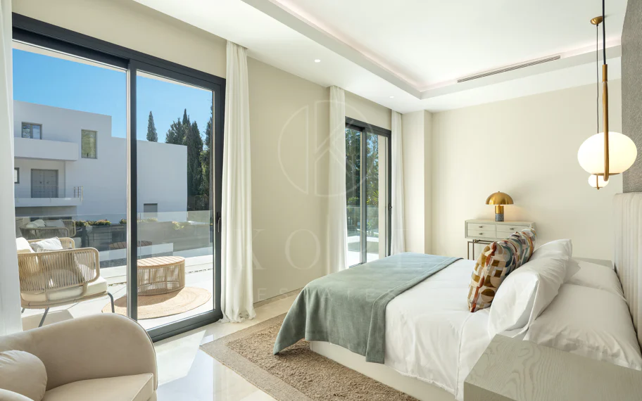 Impresionante villa de nueva construcción con solárium en la azotea en La Cerquilla