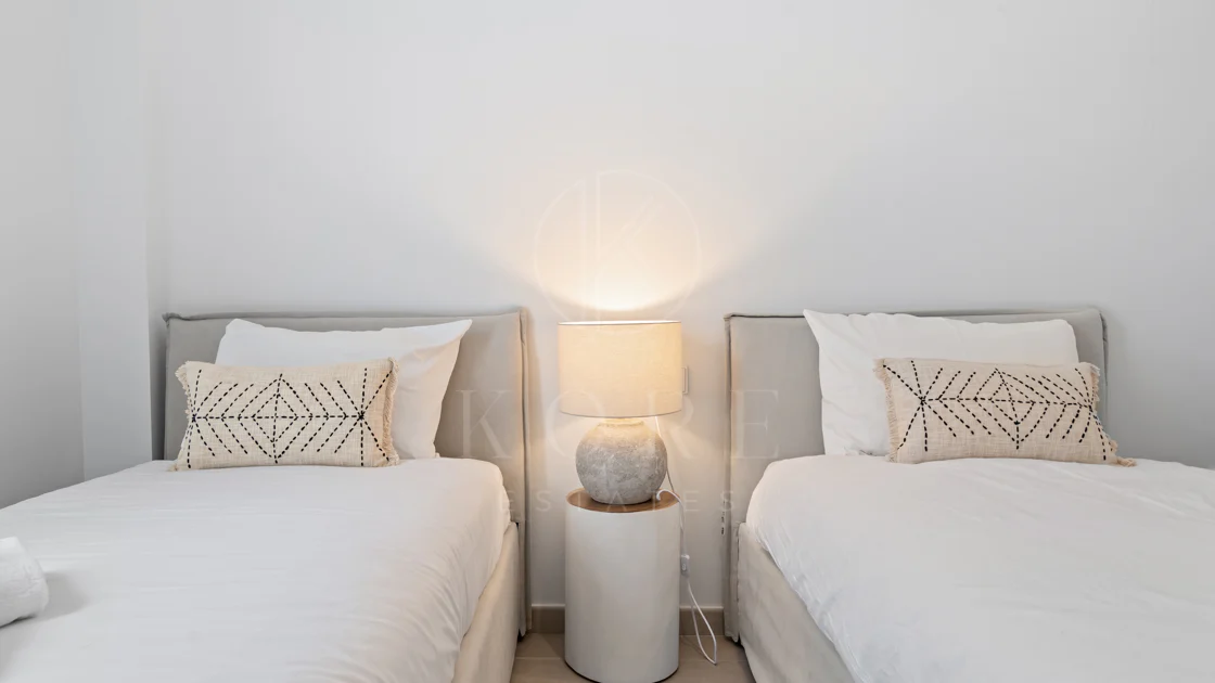 Apartamento a Estrenar de 3 Dormitorios con Vistas al Mar y a la Montaña – Nueva Milla de Oro