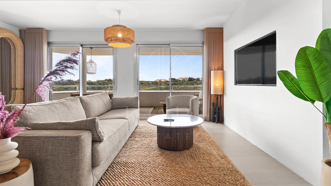 Apartamento a Estrenar de 3 Dormitorios con Vistas al Mar y a la Montaña – Nueva Milla de Oro