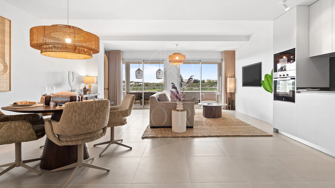 Apartamento a Estrenar de 3 Dormitorios con Vistas al Mar y a la Montaña – Nueva Milla de Oro