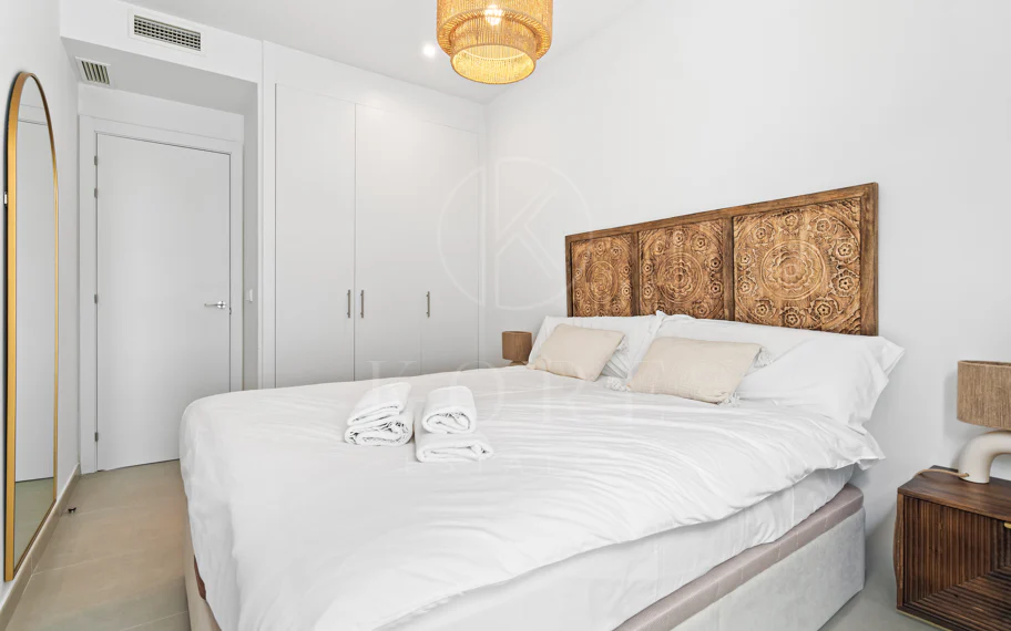 Apartamento a Estrenar de 3 Dormitorios con Vistas al Mar y a la Montaña – Nueva Milla de Oro