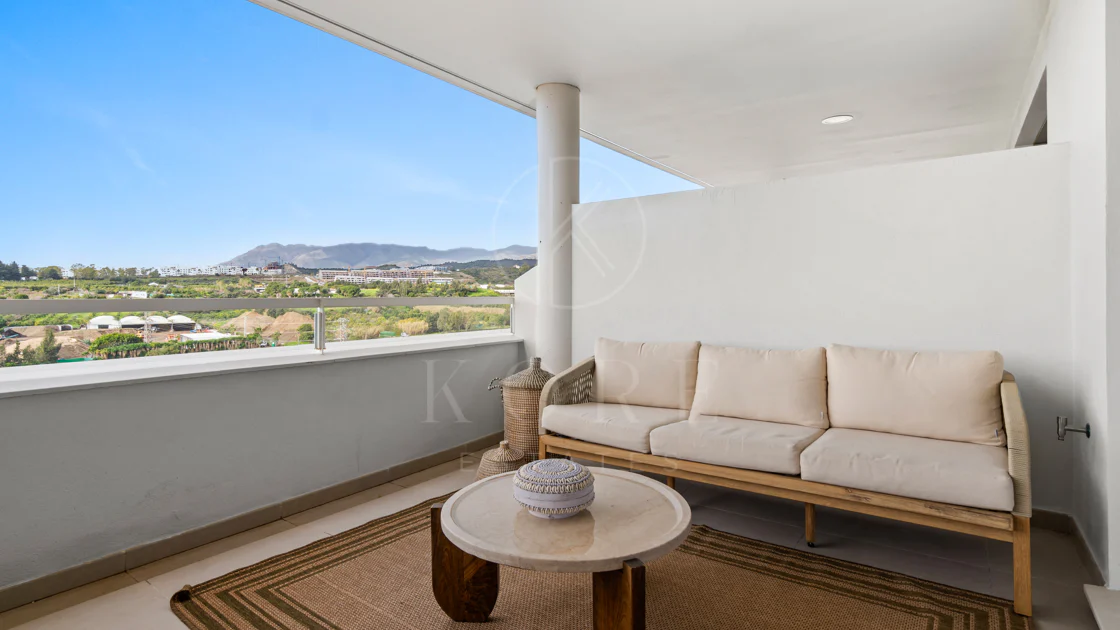 Apartamento a Estrenar de 3 Dormitorios con Vistas al Mar y a la Montaña – Nueva Milla de Oro