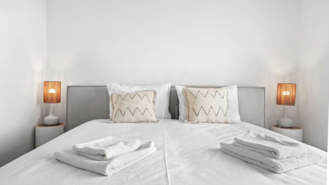 Apartamento a Estrenar de 3 Dormitorios con Vistas al Mar y a la Montaña – Nueva Milla de Oro