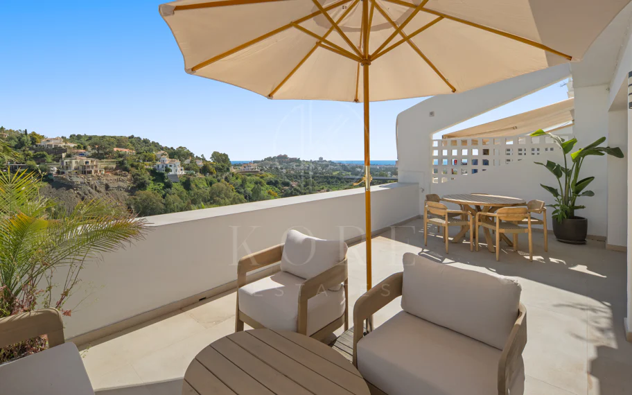 Elegante Apartamento de Dos Dormitorios en Mirador La Quinta