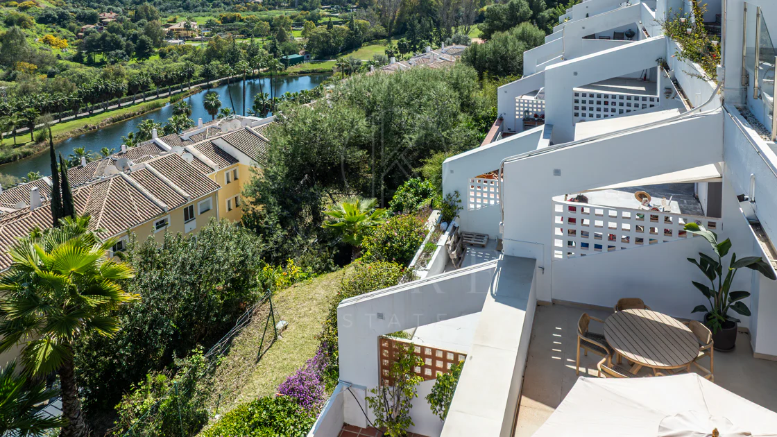 Elegante Apartamento de Dos Dormitorios en Mirador La Quinta