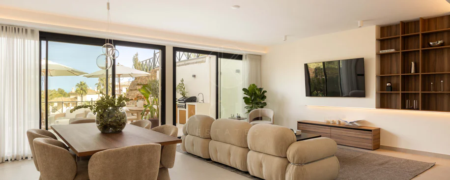 Luxury Ground Floor Apartment in Les Belvederes, Nueva Andalucía