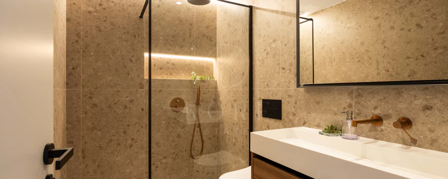 Luxury Ground Floor Apartment in Les Belvederes, Nueva Andalucía