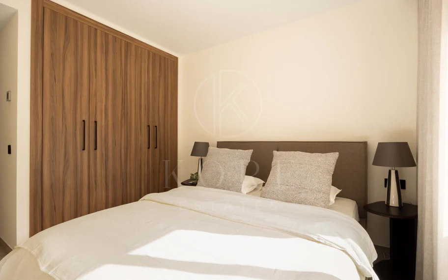 Apartamento en planta baja de lujo en Les Belvederes, Nueva Andalucía