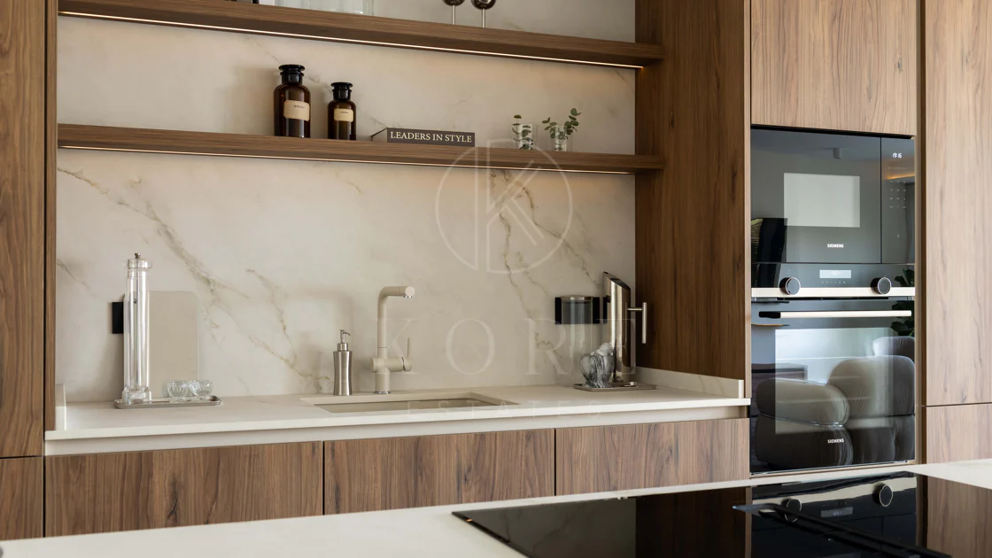 Luxury Ground Floor Apartment in Les Belvederes, Nueva Andalucía