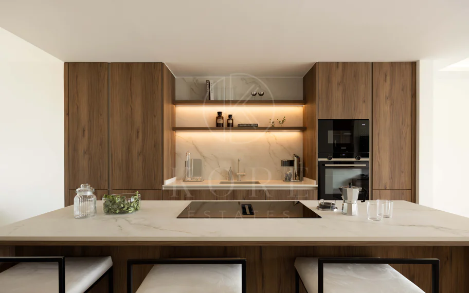 Apartamento en planta baja de lujo en Les Belvederes, Nueva Andalucía