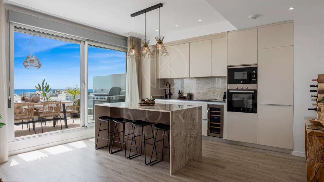Penthouse modern cu 2 dormitoare în Le Mirage, New Golden Mile