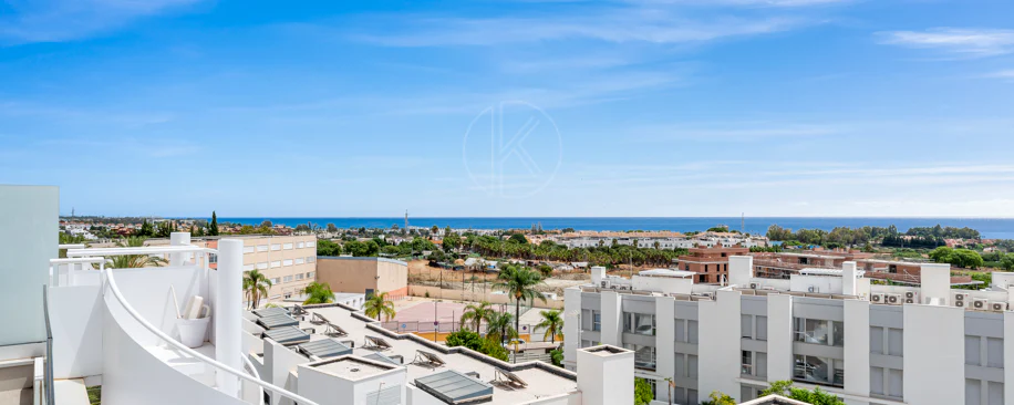 Penthouse modern cu 2 dormitoare în Le Mirage, New Golden Mile