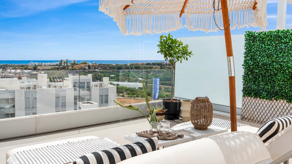 Penthouse modern cu 2 dormitoare în Le Mirage, New Golden Mile