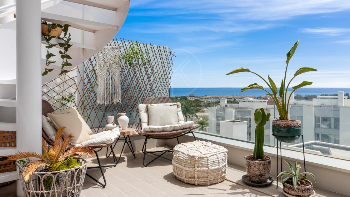 Penthouse modern cu 2 dormitoare în Le Mirage, New Golden Mile