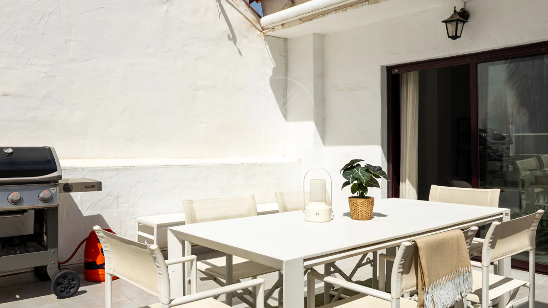 Stunning duplex penthouse in the heart of Nueva Andalucía