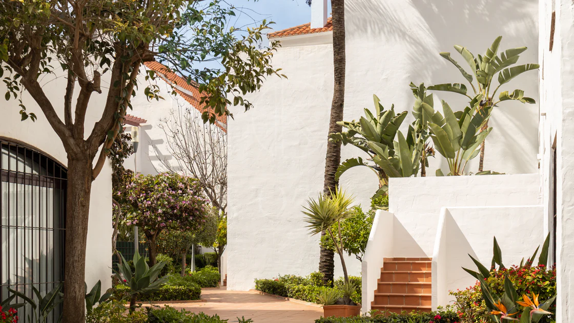 Stunning duplex penthouse in the heart of Nueva Andalucía