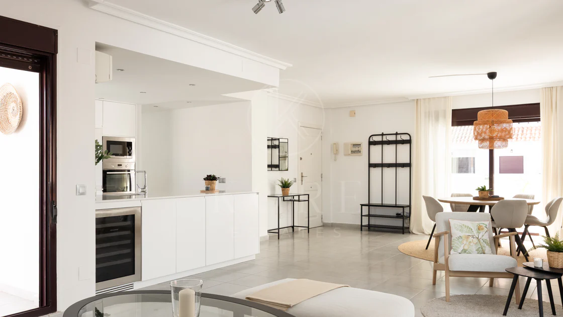 Stunning duplex penthouse in the heart of Nueva Andalucía