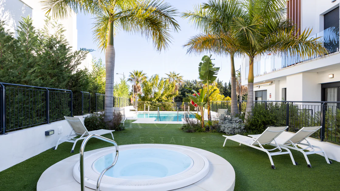 Townhouse in Los Miradores del Sol, Bel-Air Estepona