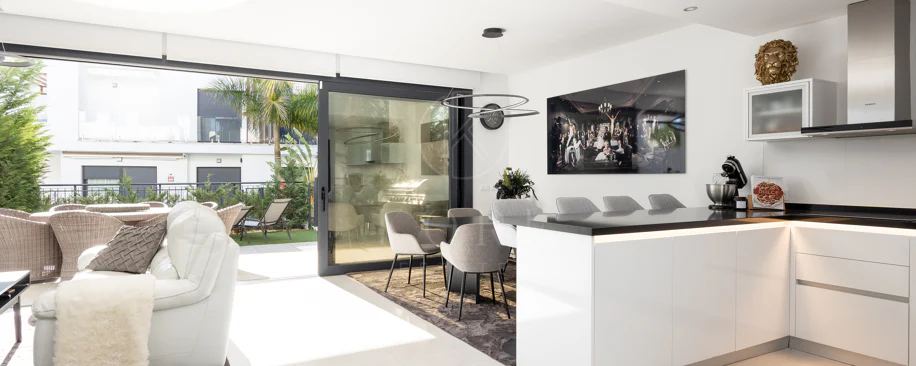 Townhouse in Los Miradores del Sol, Bel-Air Estepona