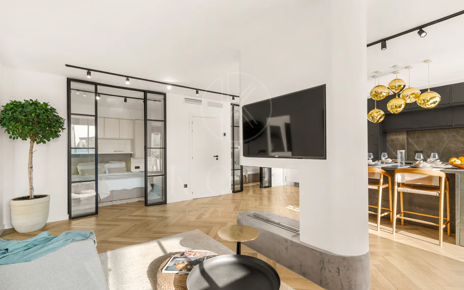 Apartamento en venta en Nueva Andalucia, Marbella